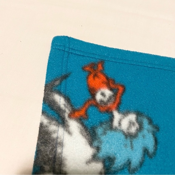 2003 Cat in the Hat Dr. Seuss Blanket 82” x 58” - Picture 9 of 16